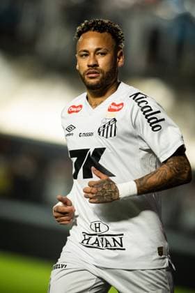 SANTOS vs PALMEIRAS - BRASILEIRAO SERIE A 2025 SANTOS, BRAZIL - NOV 15 - Neymar of Santos in action during the Match between Santos versus Palmeiras valid for the Campeonato Brasileiro 2025, held at Vila Belmiro today November 15. SANTOS SAO PAULO BRAZIL Copyright: xREBECAxSCHUMACKERx