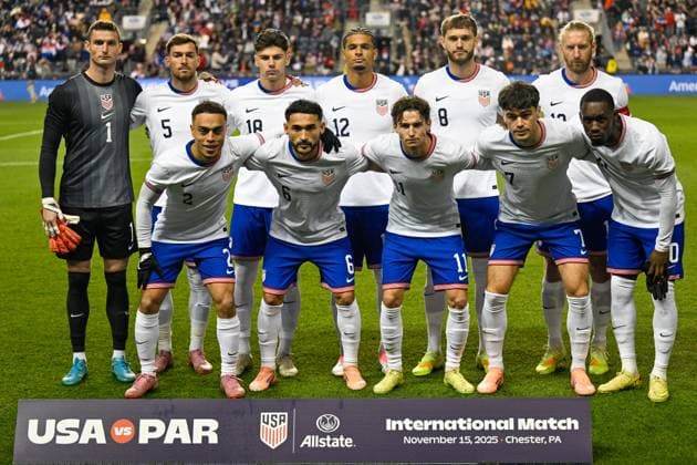 CHESTER, PA - NOVEMBER 15: The USMNT is shown before the International Friendly, Länderspiel, Nationalmannschaft match between Paraguay Men™s national team, Nationalteam and the United States of America Men™s national team on November 15th, 2025 at Subaru Park in Chester, PA. (Photo by Terence Lewis Icon Sportswire) SOCCER: NOV 15 USA vs Paraguay EDITORIAL USE ONLY Icon251115002