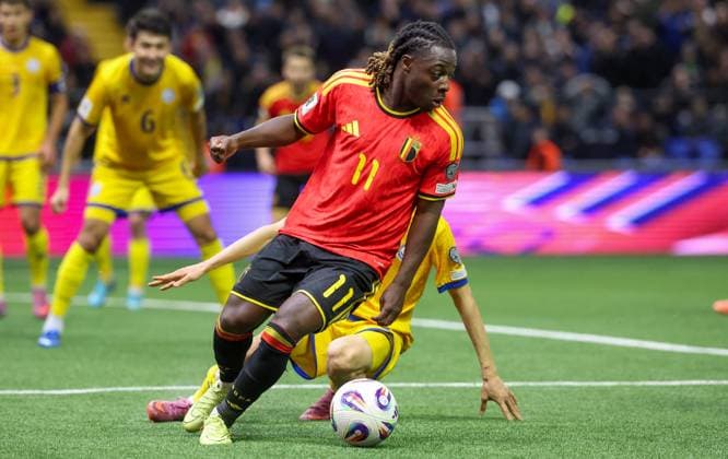 Belgium s Jeremy Doku fights for the ball during a soccer game between Kazakhstan and Belgium s Red Devils, Saturday 15 November 2025 in Astana, Kazakhstan, qualification game 7 8 for the 2026 FIFA World Cup, WM, Weltmeisterschaft, Fussball VIRGINIExLEFOUR  x141890435x