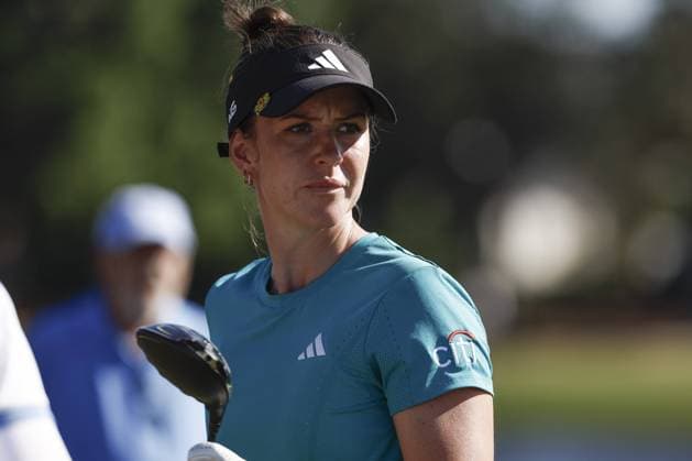 November 15, 2025, Belleair, Florida, USA: Linn Grant prepares to tee off on the 11th hole during round three of the Annika LPGA, Golf Damen tournament on Saturday, Nov. 15, 2025 in Belleair. Belleair USA - ZUMAs70_ 20251115_zan_s70_027 Copyright: xLuisxSantanax Belleair USA - ZUMA0840 20251115_zan_s70_027 Copyright: xIMAGO LuisxSantanax