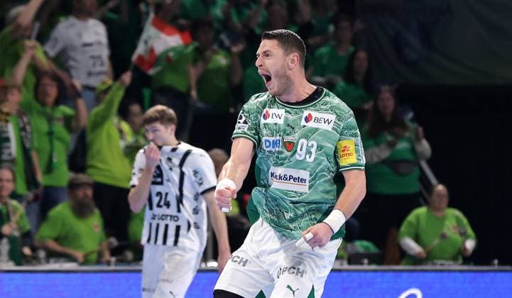 Mijajlo Marsenic jubelt Freude Emotion Jubel Handball HBL Bundesliga Herren 12. Spieltag Saison 2025 2026 15.11.2025 Füchse Berlin vs THW Kiel