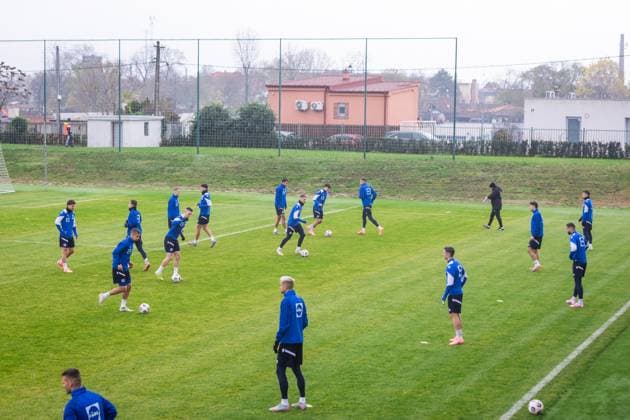 GERMANY SLOVAKIA national team, Nationalteam TRAINING Players of Slovakia during training ahead of European qualifier of FIFA World Cup, WM, Weltmeisterschaft, Fussball 2026 football match between Slovakia and Germany. Senec, Slovakia, November 16, 2025. Copyright: xx 080A8908