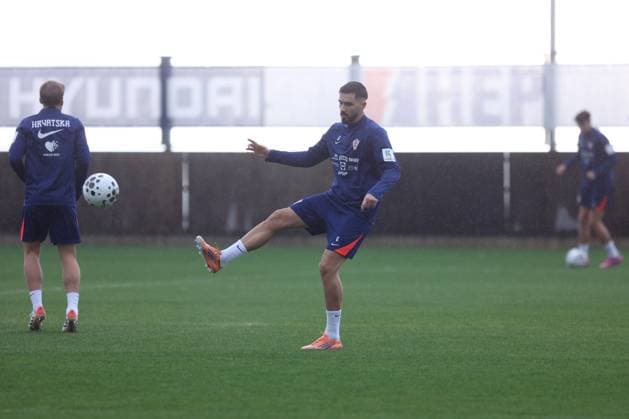 Training session of Croatia National football Team Player Josip Sutalo during Croatia training session ahead FIFA World Cup, WM, Weltmeisterschaft, Fussball qualifier match between Croatia and Montenegro at HNK Rijeka Stadium on November 16, 2025 in Rijeka, Croatia. Croatia will play against Montenegro on November 17.  NelxPavletic PIXSELL