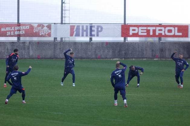 Training session of Croatia National football Team Players warm up during Croatia training session ahead FIFA World Cup, WM, Weltmeisterschaft, Fussball qualifier match between Croatia and Montenegro at HNK Rijeka Stadium on November 16, 2025 in Rijeka, Croatia. Croatia will play against Montenegro on November 17.  NelxPavletic PIXSELL