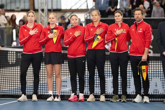 Billie Jean King Cup 2025 Play-Offs, TC Ismaning, Muenchen, Deutschland, Team Belgium Belgien, R-L. Team Captain Wim Fissette, Greet Minnen, Jeline Vandromme Tennis - Billie Jean King Cup 2025 - ITF Billie Jean King Cup - TC Ismaning - Ismaning - Bayern - Deutschland - 16 November 2025. Copyright: xJuergenxHasenkopfx