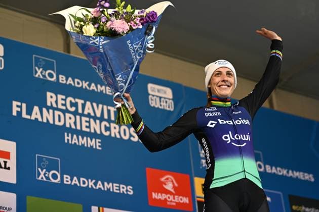 Winner Dutch Lucinda Brand celebrates on the podium of the women elite race of the Flandriencross cyclocross cycling event, stage 3 8 in the X20 Badkamers Trofee competition, Sunday 16 November 2025 in Hamme. DAVIDxPINTENS  x141974015x