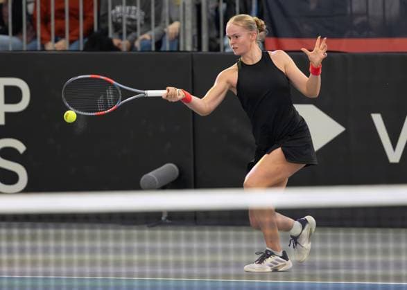 Billie Jean King Cup 2025 Play-Offs, TC Ismaning, Muenchen, Deutschland, Team Belgium, Jeline Vandromme (BEL) Tennis - Billie Jean King Cup 2025 - ITF Billie Jean King Cup - TC Ismaning - Ismaning - Bayern - Deutschland - 16 November 2025. Copyright: xJuergenxHasenkopfx