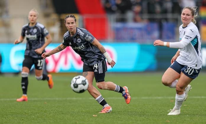 DEU, Wolfsburg, TSG Hoffenheim vs Eintracht Frankfurt, DFB-Pokal der Frauen, DFB, Saison 2526, Dietmar-Hopp-Stadion, Achtelfinale GÃ raldine Reuteler (Eintracht Frankfurt 14), Nadine Bitzer (Hoffenheim 30) DFB DFL REGULATIONS PROHIBIT ANY USE OF PHOTOGRAPHS AS IMAGE SEQUENCES AND OR QUASI-VIDEO, 16.11.2025 Copyright: HMBxMedia HendrikxHamelau