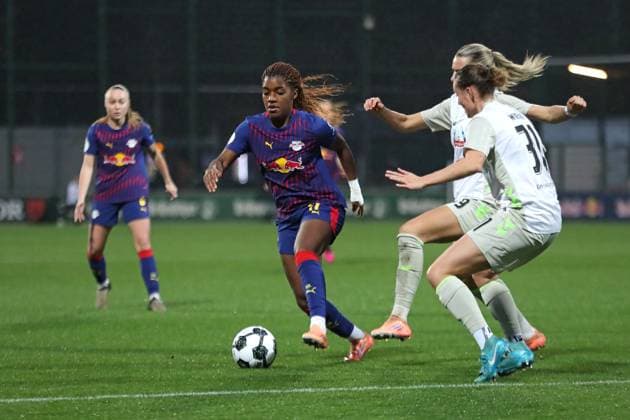 DFB-Pokal Frauen: RB Leipzig - SV Werder Bremen; 16.11.2025 Delice Boboy (17, RB Leipzig). Fußball, DFB-Pokal Frauen, Saison 2025 2026, Achtelfinale: RB Leipzig vs. SV Werder Bremen am 16.11.2025, Trainingszentrum Cottaweg, Leipzig. DFB REGULATIONS PROHIBIT ANY USE OF PHOTOGRAPHS AS IMAGE SEQUENCES AND OR QUASI-VIDEO. Copyright: xBEAUTIFULxSPORTS JanxKaeferx