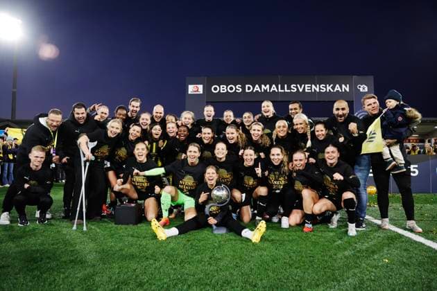 GOTHENBURG, SWEDEN 20251116 Häcken celebrates being Swedish champions after Sunday s women s Swedish football match between BK Häcken FF and Pitea IF DFF at Bravida Arena. GÖTEBORG SWEDEN x9200x