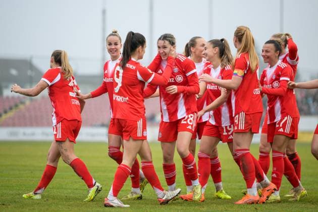 Fußball, DFB Pokal Frauen, 20251116, FC Ingolstadt 04 - FC Bayern München. Im Bild Bayern Torjubel bejubelt Jubel Tor 0:1. Ingolstadt ESV Stadion Bayern Deutschland Copyright: Passion2Press MarkusxFischerx
