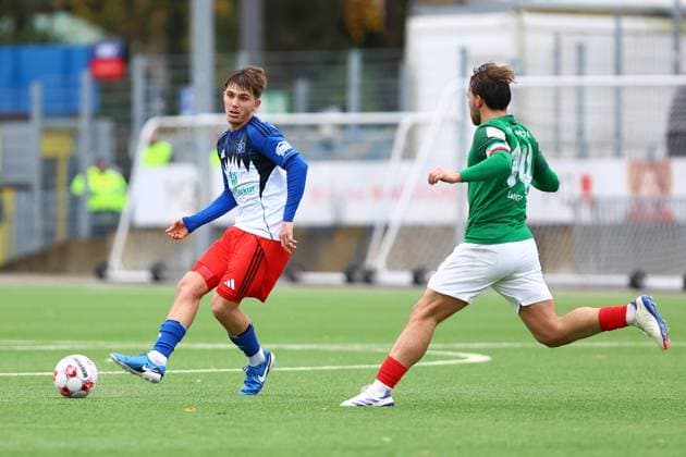 2 Dorian Migalic (Hamburger SV U21, U 21 , 14 Marcel Langer (HSC Hannover) Fußball I Herren I Regionalliga Nord I Saison 2025-2026 I 19. Spieltag I Hamburger SV U21 - HSC Hannover I 16.11.2025 I Stadion Hoheluft