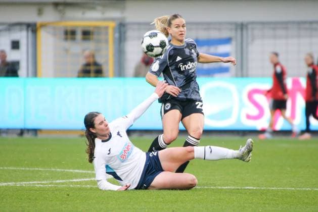 16.11.2025, xgrfx, Fussball DFB Pokal Frauen Achtelfinale , TSG Hoffenheim - Eintracht Frankfurt v.l. Nadine Riesen (Eintracht Frankfurt) (DFL DFB REGULATIONS PROHIBIT ANY USE OF PHOTOGRAPHS as IMAGE SEQUENCES and or QUASI-VIDEO) Dietmar-Hopp Stadion