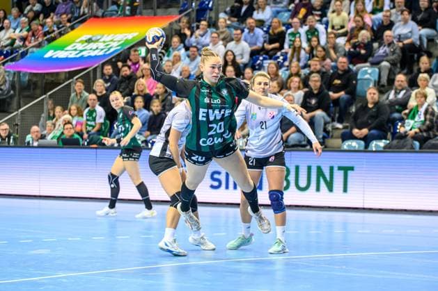 Handball Frauen EHF European League Women Qualifikationsrunde 3 Saison 2025 2026 HC Dalmatinka Ploce vs. VfL Oldenburg 16.11.2025 Ariane Pfundstein (20, VfL Oldenburg) im Sprung, Wurf