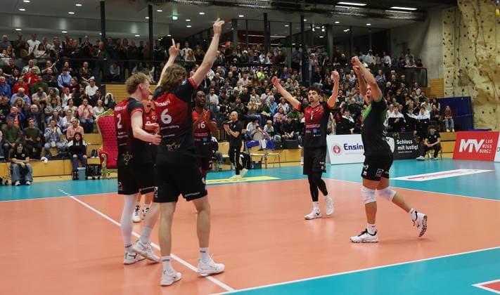 Ludwigsburg , Volleyball Bundesliga , Barock Volleys MTV Ludwigsburg vs. cerebricks VOLLEY GOATS Mitteldeutschland , Jubel Ludwigsburg , 7: Tim Köpfli