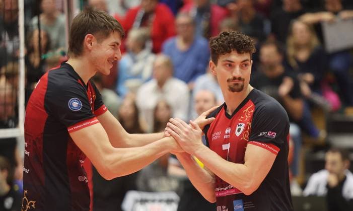 Ludwigsburg , Volleyball Bundesliga , Barock Volleys MTV Ludwigsburg vs. cerebricks VOLLEY GOATS Mitteldeutschland , von links: Jan Huber Tim Köpfli ( Lubu )