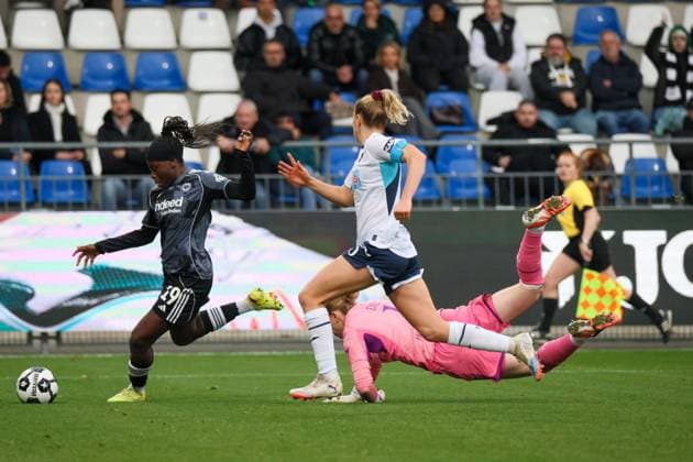 Sinsheim, Deutschland 16. November 2025: DFB Pokal Frauen - 1 8 Finale - 2025 2026 - TSG 1899 Hoffenheim vs. Eintracht Frankfurt Im Bild: v.li. Torschützin Nicole Anyomi (SGE) macht das Tor zum 6:3 für Eintracht Frankfurt DFB regulations prohibit any use of photographs as image sequences and or quasi-video. Dietmar-Hopp-Stadion Baden Württemberg Copyright: xFotostandx xFantinix
