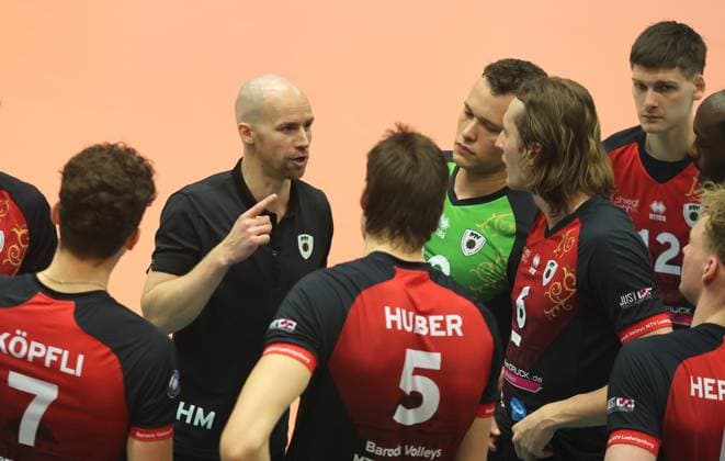 Ludwigsburg , Volleyball Bundesliga , Barock Volleys MTV Ludwigsburg vs. cerebricks VOLLEY GOATS Mitteldeutschland , Trainer Hasse Mattila ( Lubu )