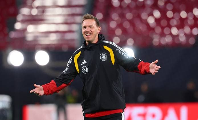 Deutschland - Slowakei Training Leipzig, 16.11.2025, Matchday -1, Red Bull Arena, Abschlusstraining, vor der WM Qualifikation BR Deutschland vs. Slowakei am 17.11.2025 , Im Bild: Bundestrainer Julian Nagelsmann (Deutschland) ,