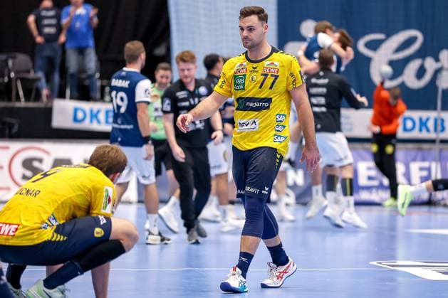 16.11.2025, Handball, HBL, Bergischer HC - Rhein-Neckar Löwen, Mitsubishi Electric HALLE Düsseldorf: Enttäuschte Gesichter nach der Niederlage - Dani Baijens (Rhein-Neckar Löwen 77) Nordrhein-Westfalen Deutschland