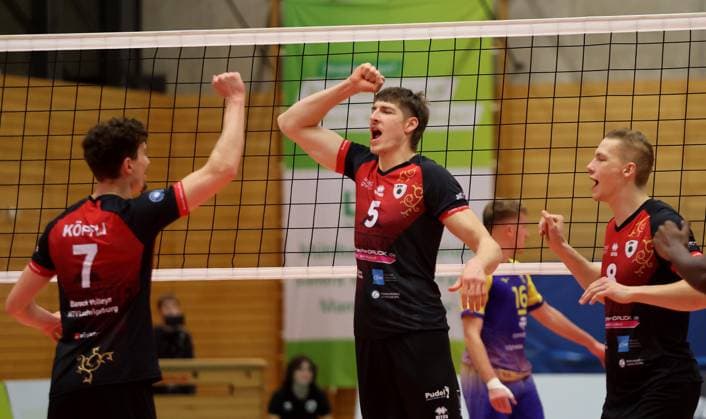 Ludwigsburg , Volleyball Bundesliga , Barock Volleys MTV Ludwigsburg vs. cerebricks VOLLEY GOATS Mitteldeutschland , Jubel Ludwigsburg , mitte: Jan Huber