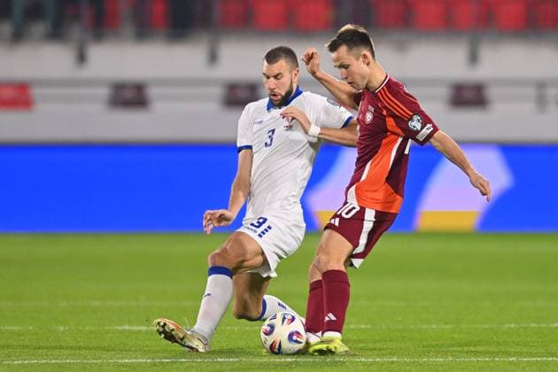 SERBIA vs LATVIA STRAHINJA PAVLOVIC vs JANIS IKAUNIEKS football Serbia vs Latvia FIFA World Cup, WM, Weltmeisterschaft, Fussball qualification match at Dubocica stadiuim , Leskovac 16.11.2025 Foto: FOOTBALL, SERBIA, LATVIA, FIFA WORLD CUP QUALIFICATIONS MATCH Leskovac Dubocica stadium Serbia Copyright: xMarkoxMetlas xMNxPressx