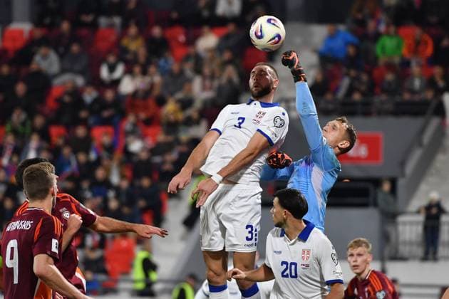 SERBIA vs LATVIA STRAHINJA PAVLOVIC vs RIHARDS MATREVICS golaie football Serbia vs Latvia FIFA World Cup, WM, Weltmeisterschaft, Fussball qualification match at Dubocica stadiuim , Leskovac 16.11.2025 Foto: FOOTBALL, SERBIA, LATVIA, FIFA WORLD CUP QUALIFICATIONS MATCH Leskovac Dubocica stadium Serbia Copyright: xMarkoxMetlas xMNxPressx