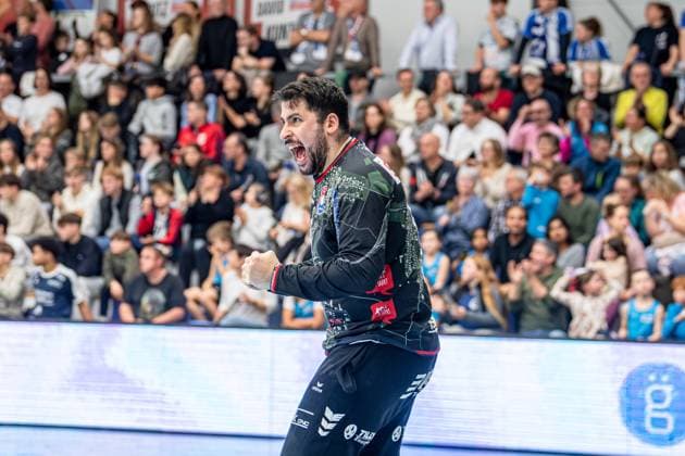 2. Handball Bundesliga; TV Hüttenberg - Dessau-Roßlauer HV, 16.11.25 Yahav Shamir (TV Hüttenberg, 55) 2. Handball Bundesliga; TV Hüttenberg - Dessau-Roßlauer HV: Hüttenberg, 16.11.25 Copyright: xBEAUTIFULxSPORTS Roeczeyx