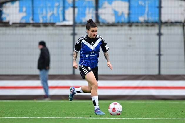 Fußball I Frauen I Saison 2025-2026 I Regionalliga Nord I 10. Spieltag I FC St. Pauli - Hamburger SV U20 I 16.11.2025 Debora Vinci (19, Hamburger SV U20) Hamburg Stadion an der Feldstraße Hamburg Deutschland Copyright: xLobeca FelixxSchlikisx