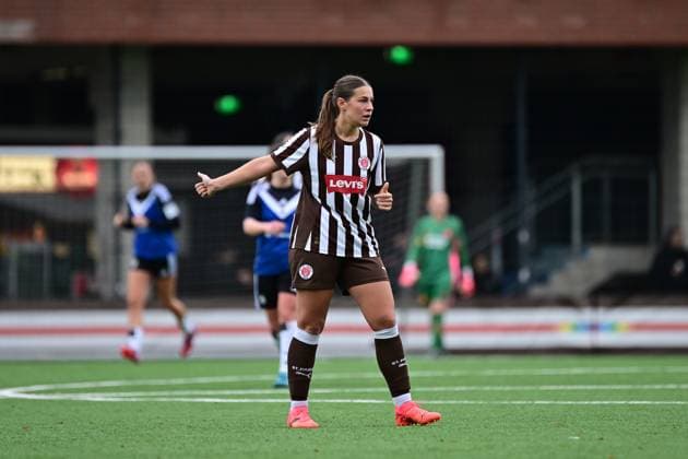 Fußball I Frauen I Saison 2025-2026 I Regionalliga Nord I 10. Spieltag I FC St. Pauli - Hamburger SV U20 I 16.11.2025 Lina Jubel (24, FC St. Pauli) Hamburg Stadion an der Feldstraße Hamburg Deutschland Copyright: xLobeca FelixxSchlikisx