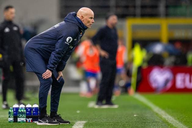 251116 Head coach Stale Solbakken of Norway during the FIFA World Cup, WM, Weltmeisterschaft, Fussball Qualifier football match between Italy and Norway on November 16, 2025 in Milan. Photo: Vegard Grott BILDBYRAN kod VG VG0836 bbeng fotball football soccer fotboll fifa world cup qualifiers european qualifiers 2026 uefa world cup qualifiers vm-kvalifisering vm kvalik vm kval norge norway italien italia italy milano Copyright: VEGARDxGRoTT BB251116VG088