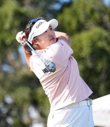 BELLEAIR, FL - NOVEMBER 16: LPGA, Golf Damen golfer Haeran Ryu plays her tee shot on the first hole during the final round of The Annika driven by Gainbridge at Pelican on November 16, 2025, at the Pelican Golf Club in Belleair, Florida. (Photo by Brian Spurlock Icon Sportswire). GOLF: NOV 16 LPGA The ANNIKA EDITORIAL USE ONLY Icon25111645