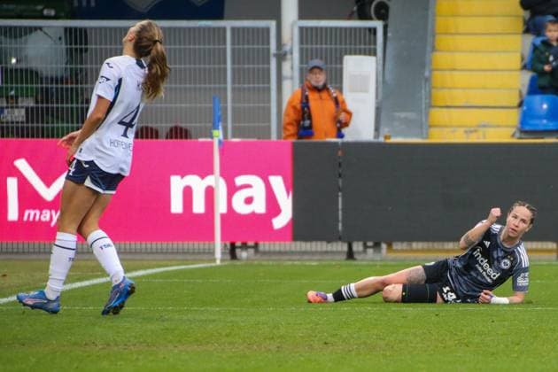 16.11.2025, xgrfx, Fussball DFB Pokal Frauen Achtelfinale , TSG Hoffenheim - Eintracht Frankfurt v.l. Tor, Geraldine Reuteler (Eintracht Frankfurt) (DFL DFB REGULATIONS PROHIBIT ANY USE OF PHOTOGRAPHS as IMAGE SEQUENCES and or QUASI-VIDEO) Dietmar-Hopp Stadion