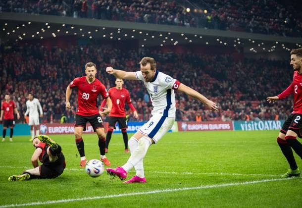 CALCIO - UEFA Campionato Europeo - Albania vs England Harry Kane (England) against Albania in Arena Kombetare (Air Albania Stadium of Tirana) during European Qualifiers for FIFA World Cup, WM, Weltmeisterschaft, Fussball 2026. during Albania vs England, UEFA European Football Championship in Tirana, Albania, November 16 2025 Tirana Albania  Copyright: xIPAxSport ABACAx