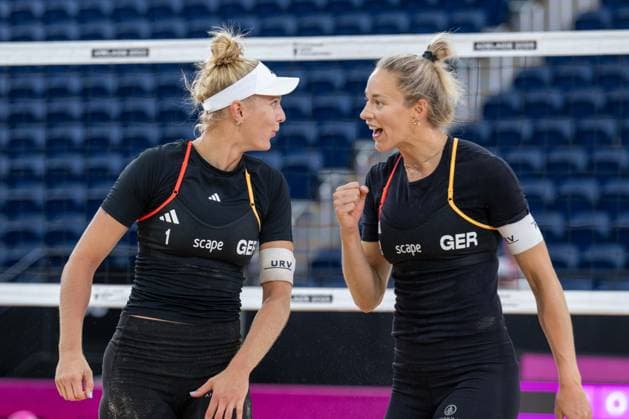 RECORD DATE NOT STATED ADELAIDE, AUSTRALIA - NOVEMBER 17: Linda Bock (Player 1 - GER), Louisa Lippmann (Player 2 - GER) during the Beach volleyball, Beachvolleyball World Championships at Adelaide on November 17, 2025 in Adelaide, Australia. Australia Copyright: xBEAUTIFULxSPORTS PeterxWeberx