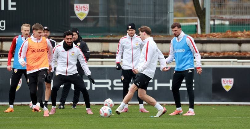 17.11.25 VfB Stuttgart Training Deutschland, Stuttgart, 17.11.2025, Fussball, Bundesliga, Saison 2025 2026, VfB Stuttgart Training: Angelo Stiller.