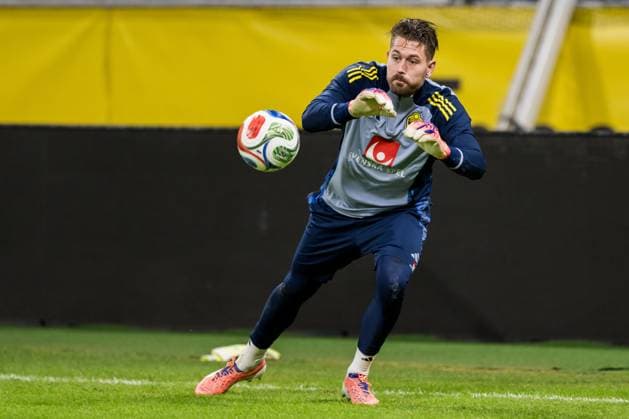 251117 goalkeeper Kristoffer Nordfeldt of the Swedish men s national football team during a training session on November 17, 2025 in Stockholm. Photo: Jesper Zerman BILDBYRAN kod JZ JZ0647 fotboll football soccer fotball vm-kval kval FIFA World Cup, WM, Weltmeisterschaft, Fussball qualifier qualifier träning practice training sverige sweden sverige a bbeng Copyright: JESPERxZERMAN BB251117JZ042