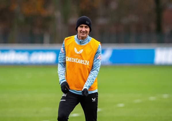 Fussball, Herren, Saison 2025 26, 2. Bundesliga, Hertha BSC, Training, Paul Seguin (Hertha BSC), 17.11. 2025,