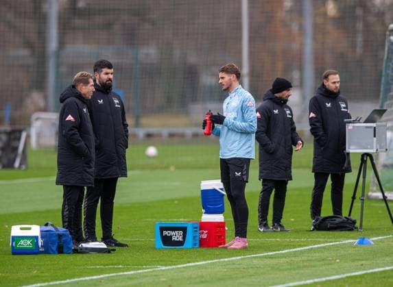 Fussball, Herren, Saison 2025 26, 2. Bundesliga, Hertha BSC, Training, Marton Dardai (Hertha BSC), 17.11. 2025,