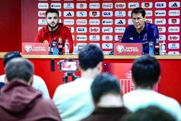 Belgium s Nicolas Raskin and Belgium s head coach Rudi Garcia pictured during a press conference, PK, Pressekonferenz of the Red Devils, the Belgian national soccer team, in Liege on Monday 17 November 2025. The team is preparing for its last World Cup 2026 qualification match against Liechtenstein tomorrow. BRUNOxFAHY  x142224099x
