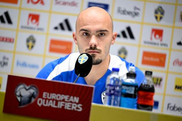 STOCKHOLM, SWEDEN 20251117 Slovenia s Vanja DrkuÅ¡iÄ‡ meets with journalists at Strawberry Arena ahead of Tuesday s World Cup qualifying match against Sweden. STOCKHOLM SWEDEN x10050x
