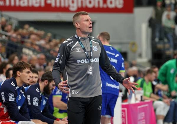 17.11.2025, xovx, Handball Daikin Handball Bundesliga, HSG Wetzlar - VfL Gummersbach Trainer Gudjon Valur Sigurdsson (VfL Gummersbach) Wetzlar Buderus-Arena Hessen Deutschland (DE)