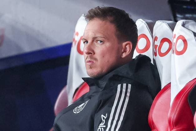 17.11.2025, Fußball, Länderspiel, WM-Qualifikation Europa, Deutschland - Slowakei, Red Bull Arena (Leipzig), 10. Spieltag, Saison 2025 2026: Nationaltrainer Julian Nagelsmann (GER hc) auf der Trainerbank vor dem Spiel Regulations prohibit any use of photographs as image sequences and or quasi-video. Sachsen Deutschland