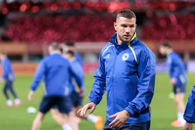 SOCCER - FIFA WC quali, AUT vs BIH VIENNA,AUSTRIA,17.NOV.25 - FIFA World Cup, WM, Weltmeisterschaft, Fussball 2026, European Qualifiers, group stage, OEFB international match, Länderspiel, Nationalmannschaft Austria vs Bosnia and Herzegovina, preview, training BIH. Image shows Edin Dzeko (BIH). GEPAxpictures xArminxRauthner