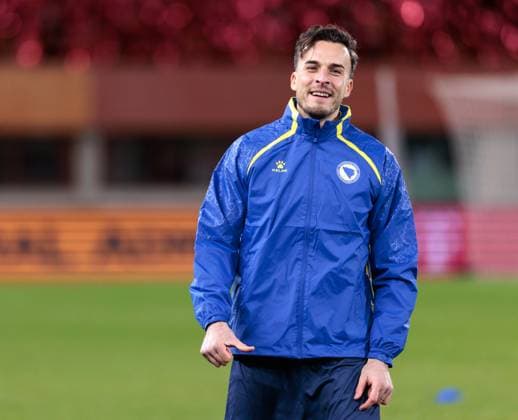 SOCCER - FIFA WC quali, AUT vs BIH VIENNA,AUSTRIA,17.NOV.25 - FIFA World Cup, WM, Weltmeisterschaft, Fussball 2026, European Qualifiers, group stage, OEFB international match, Länderspiel, Nationalmannschaft Austria vs Bosnia and Herzegovina, preview, training BIH. Image shows Haris Tabakovic (BIH). GEPAxpictures xArminxRauthner
