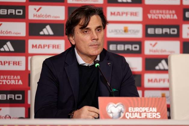 Spain V Turkiye - FIFA World Cup, WM, Weltmeisterschaft, Fussball 2026 Qualifier Vincenzo Montella of Turkiye attends a press conference, PK, Pressekonferenz during the FIFA World Cup 2026 Qualifier match between Spain and Turkiye at La Cartuja Stadium in Seville, Spain, on November 17, 2025. Seville Spain  Copyright: xJosexLuisxContrerasx originalFilename:joseluiscontreras-spainvtu251117_npBcr.jpg
