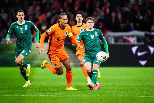 World Cup qualification: The Netherlands v Lithuania Amsterdam - Virgil van Dijk of The Netherlands, Fedor Cernych of Lithuania during the qualification match for the World Cup 2026. The match is set between The Netherlands and Lithuania at Johan Cruyff Arena on 17 November 2025 in Amsterdam, The Netherlands. (VK Sportphoto Yannick Verhoeven) Copyright: xYannickxVerhoevenx