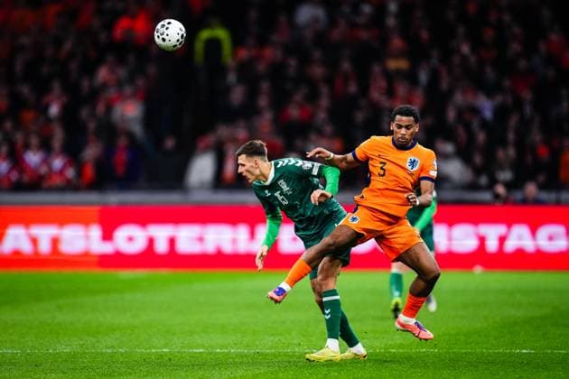World Cup qualification: The Netherlands v Lithuania Amsterdam - Gvidas Gineitis of Lithuania, Jurrien Timber of The Netherlands during the qualification match for the World Cup 2026. The match is set between The Netherlands and Lithuania at Johan Cruyff Arena on 17 November 2025 in Amsterdam, The Netherlands. (VK Sportphoto Yannick Verhoeven) Copyright: xYannickxVerhoevenx