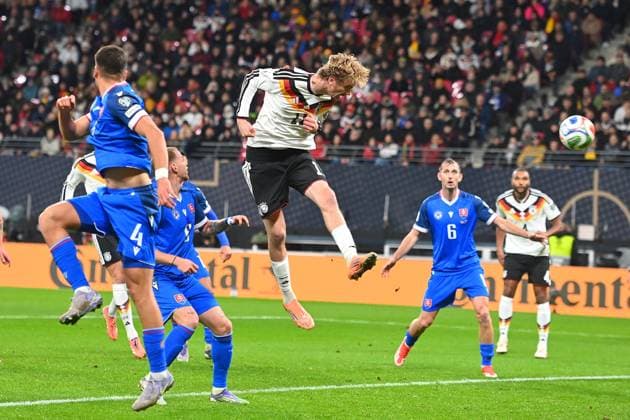 Tor Nick WOLTEMADE (GER) zum 1-0, Aktion;kopfball,Strafraumszene. Fussball Laenderspiel, WM Qualifikation Gruppe A Spieltag 06, Deutschland (GER) - Slowakei (SVK) am 17.11.2025, RED BULL ARENA Â