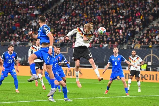 Tor Nick WOLTEMADE (GER) zum 1-0, Aktion;kopfball,Strafraumszene. Fussball Laenderspiel, WM Qualifikation Gruppe A Spieltag 06, Deutschland (GER) - Slowakei (SVK) am 17.11.2025, RED BULL ARENA Â